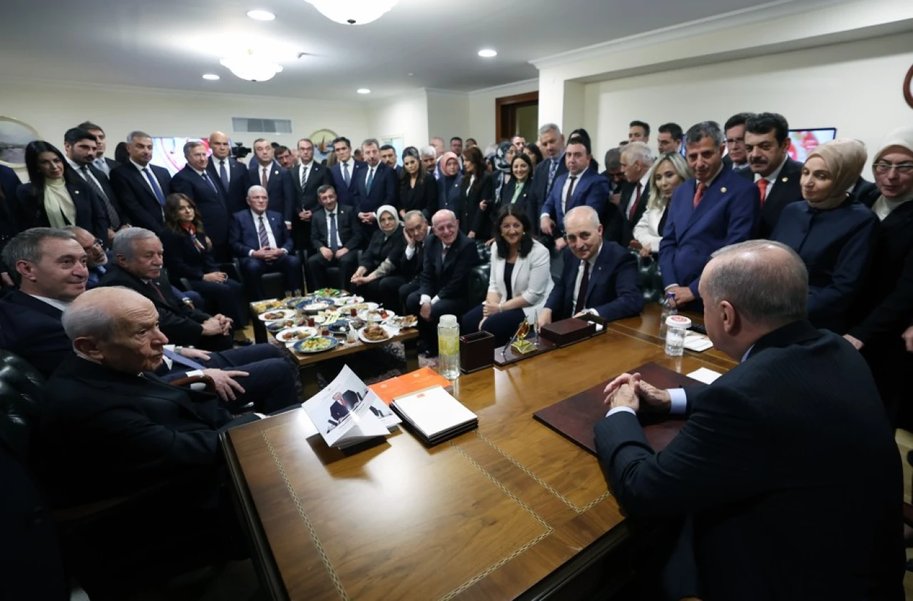 Cumhurbaşkanı Erdoğan, TBMM’de Siyasi Parti Genel Başkanları İle Görüştü
