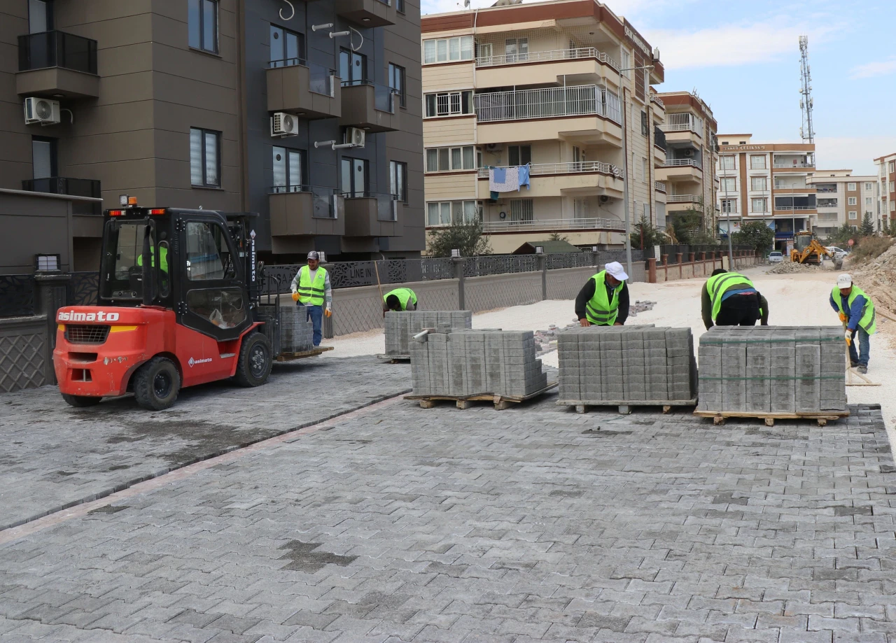 Haliliye Belediyesi Yol Atağını Sürdürüyor: Mahalleler Yenileniyor