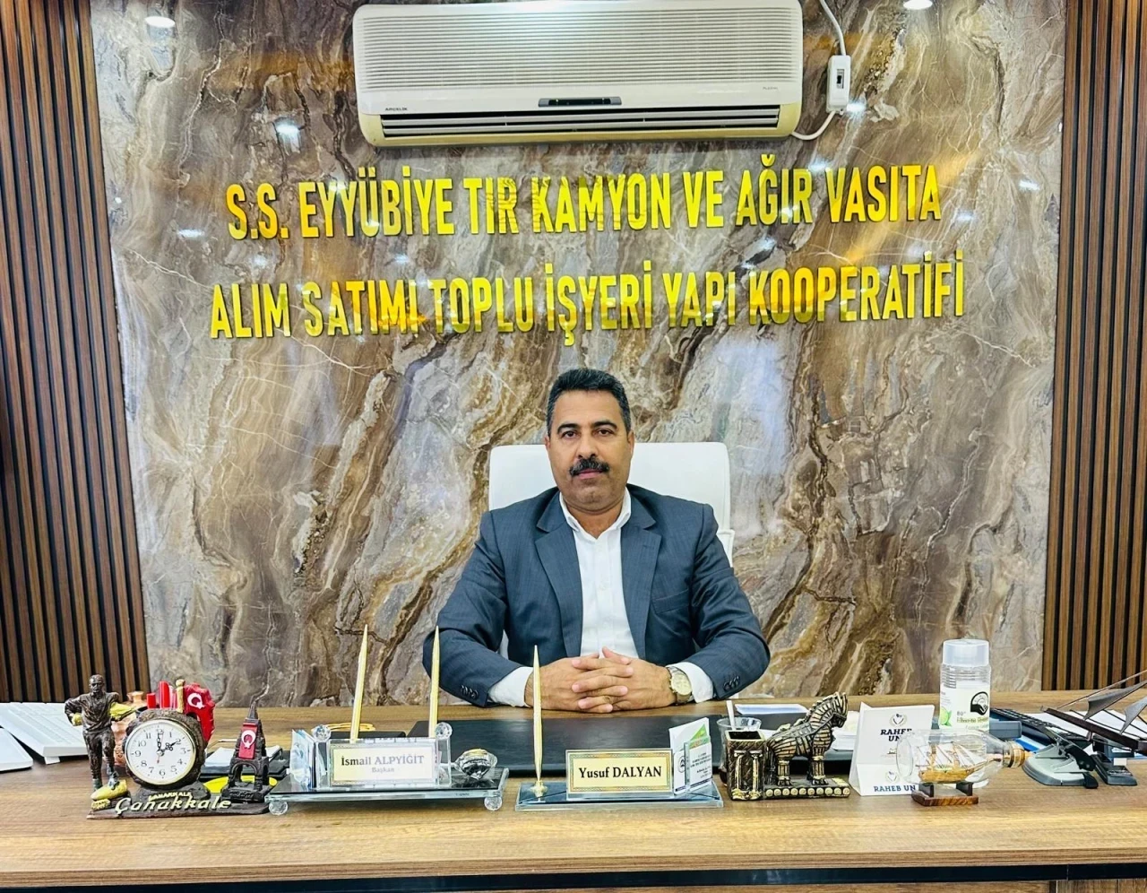 Başkan Adayı İsmail Alpyiğit , 29 Ekim Cumhuriyet Bayram Mesajı