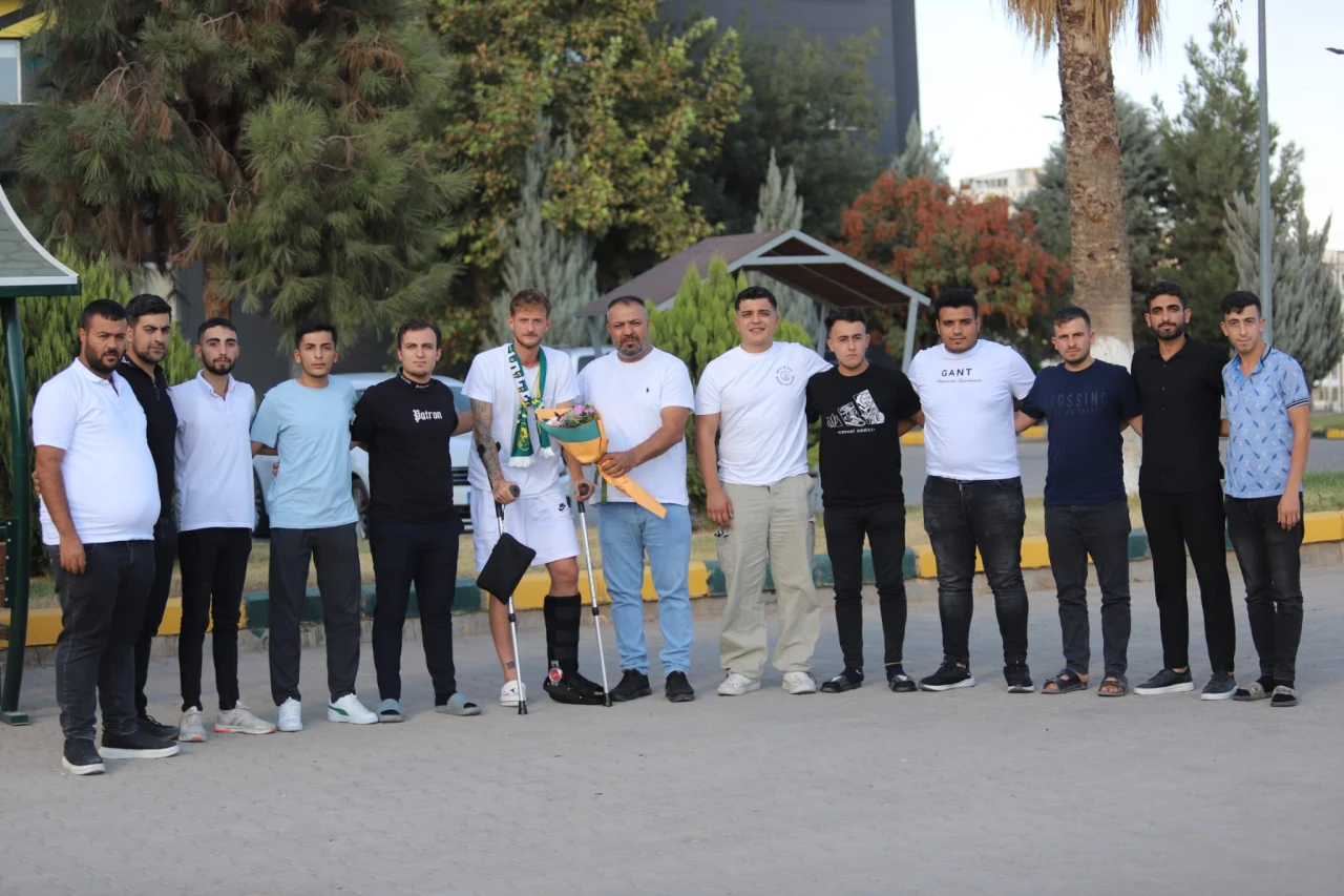 Profesyonel Futbolcu Berk İsmail Ünsal'a Şok Sakatlık!