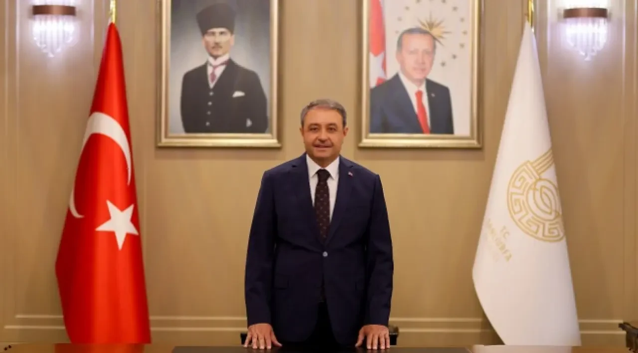 Vali Hasan Şıldak’ın 29 Ekim Cumhuriyet Bayramı Kutlama Mesajı