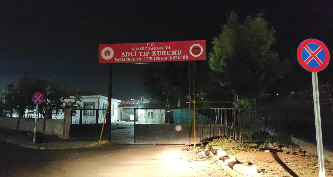 Şanlıurfa'da Trafik Kazası: Otomobil ile Motosiklet Çarpıştı