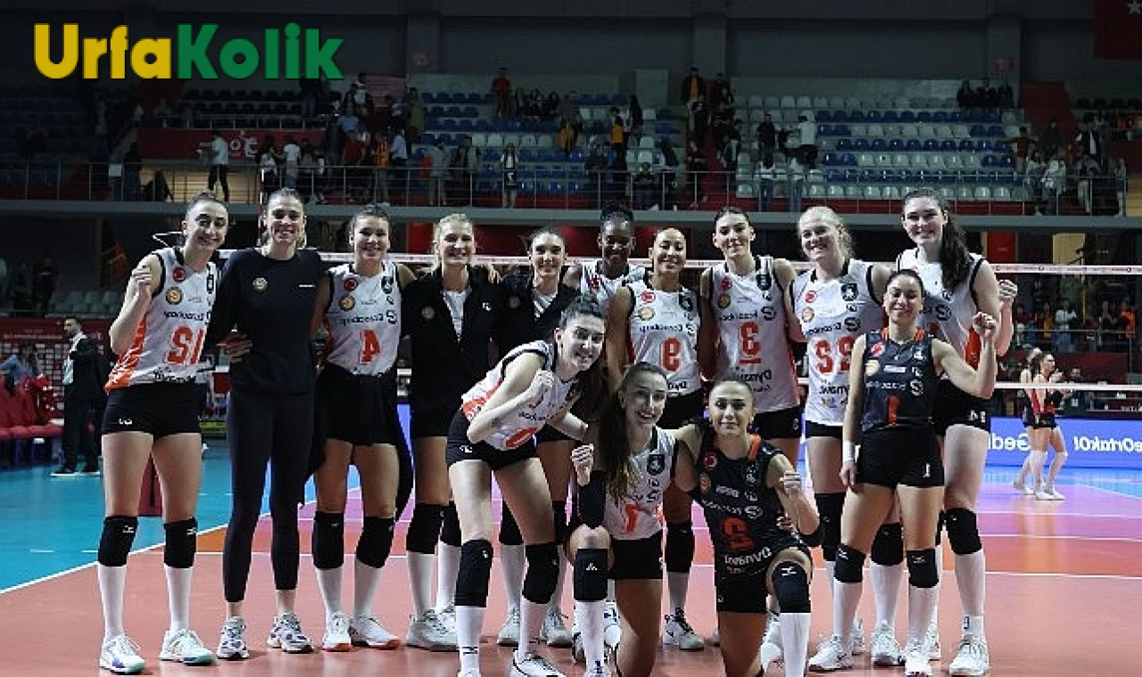 Eczacıbaşı Dynavit, Galatasaray Daikin'i set vermeden geçerek galip geldi.