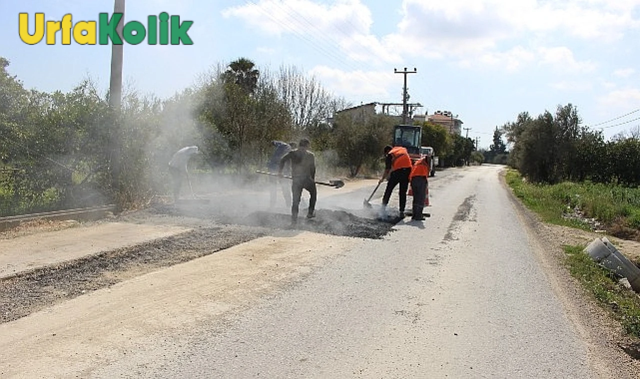 Manavgat'ın Taşağıl Mahallesi'nde Kanalizasyon Hattı Döşeniyor