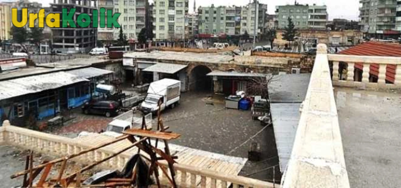 Şanlıurfa'nın Merkezinde Tarihi Değer Taşıyan İki Eski Bina: Topçu Hanı ve Bican Ağa Hanı