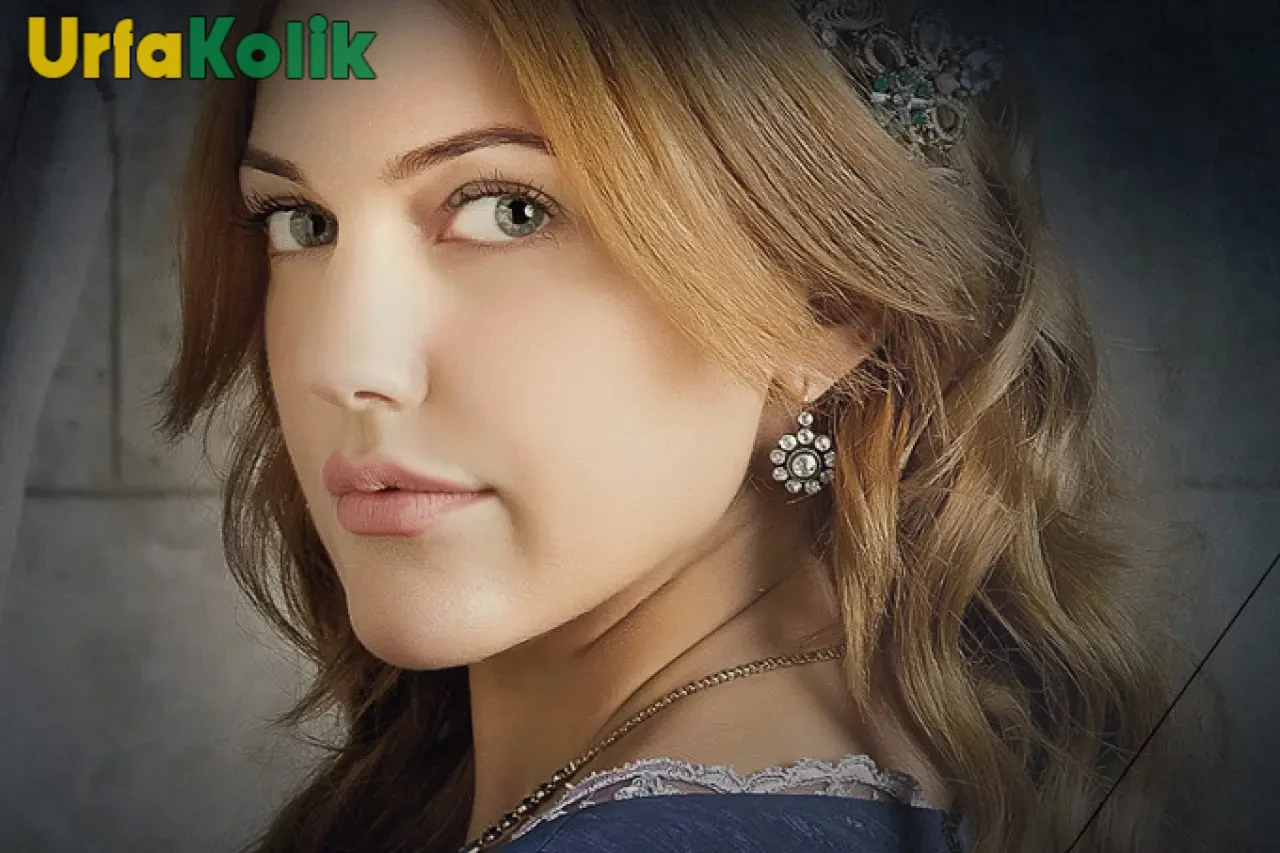 Meryem Uzerli Kimdir?