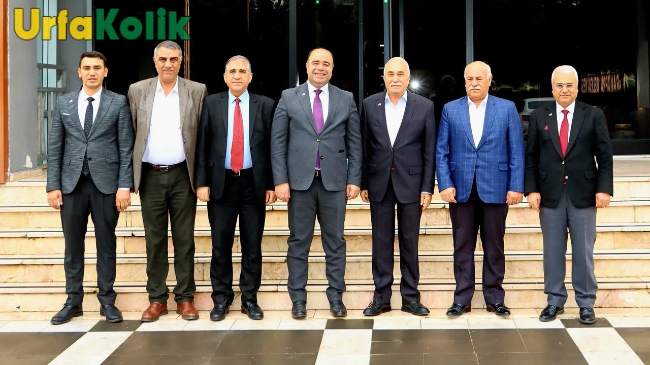 İYİ Parti Milletvekili Fakıbaba, Karaköprü Belediye Başkanı Çiftçi'yi ziyaret etti.