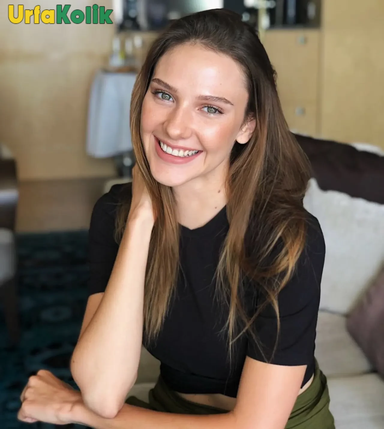 Alina Boz Kimdir?