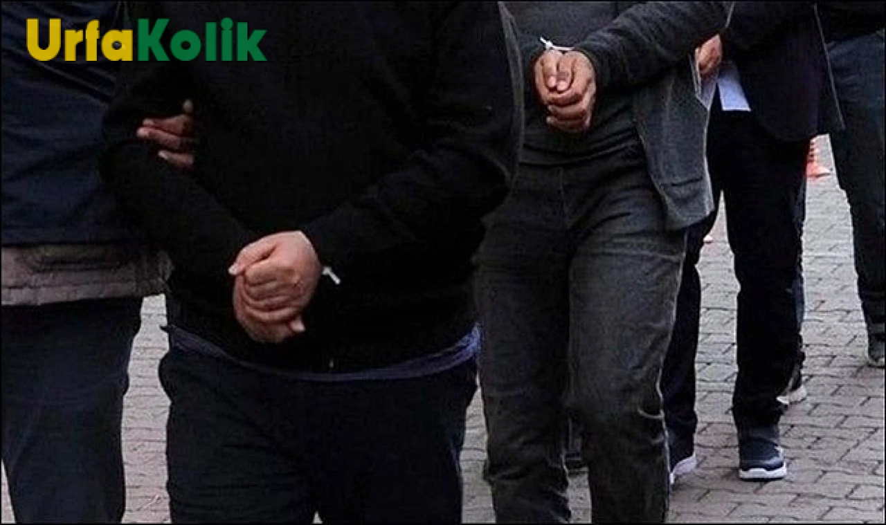 Urfa'nın da aralarında bulunduğu 17 ilde gerçekleştirilen operasyonla DEAŞ'a büyük darbe! 89 kişi gözaltına alındı.