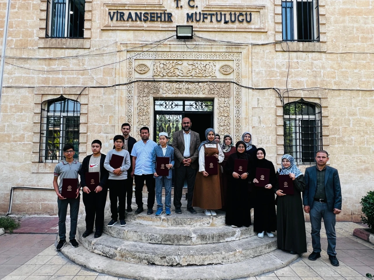 Hafızların Başarısı Takdir Topladı
