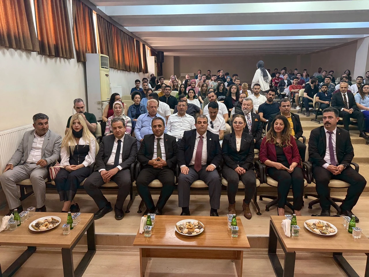 Harran Üniversitesi’nde Dünya Veteriner Hekimler Günü Kutlandı