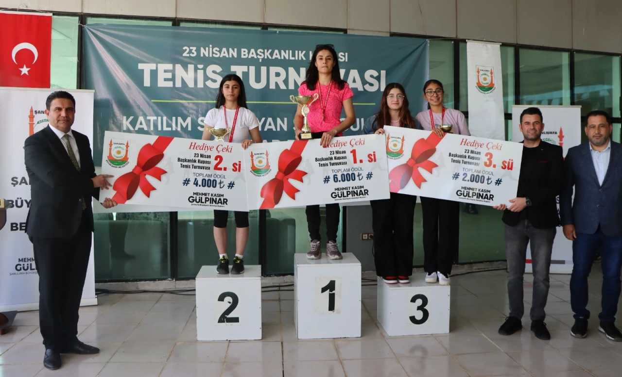 Başkanlık Kupası Kort Tenisi Turnuvasında Ödüller Sahiplerini Buldu