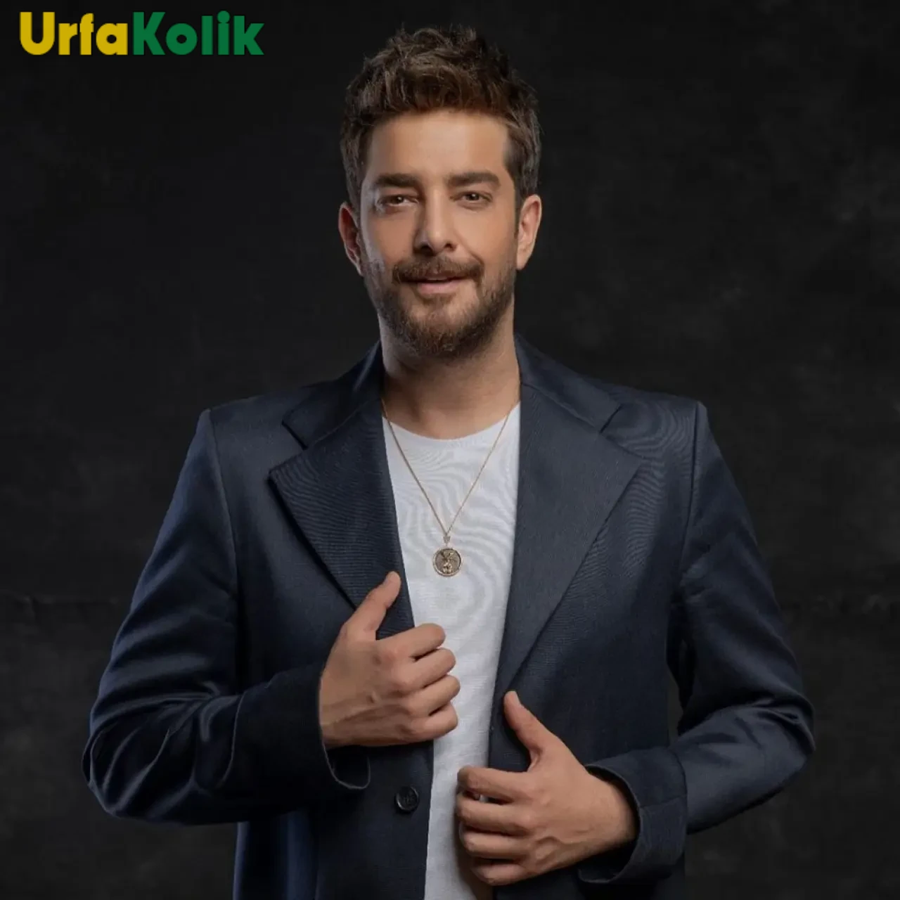 Enis Arıkan Kimdir?