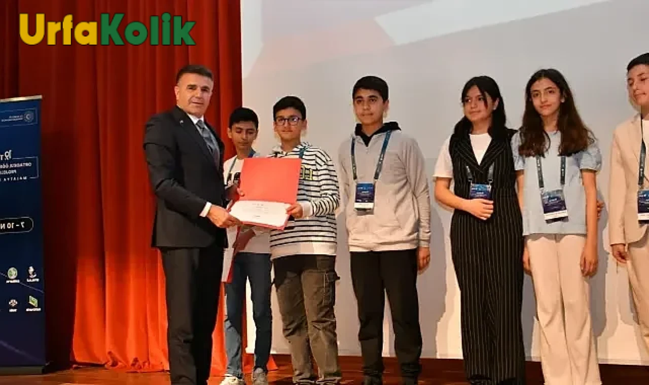 Vali Şıldak, Şanlıurfalı Okulları TÜBİTAK Yarışması'nda Ödüllendirerek Tebrik Etti.