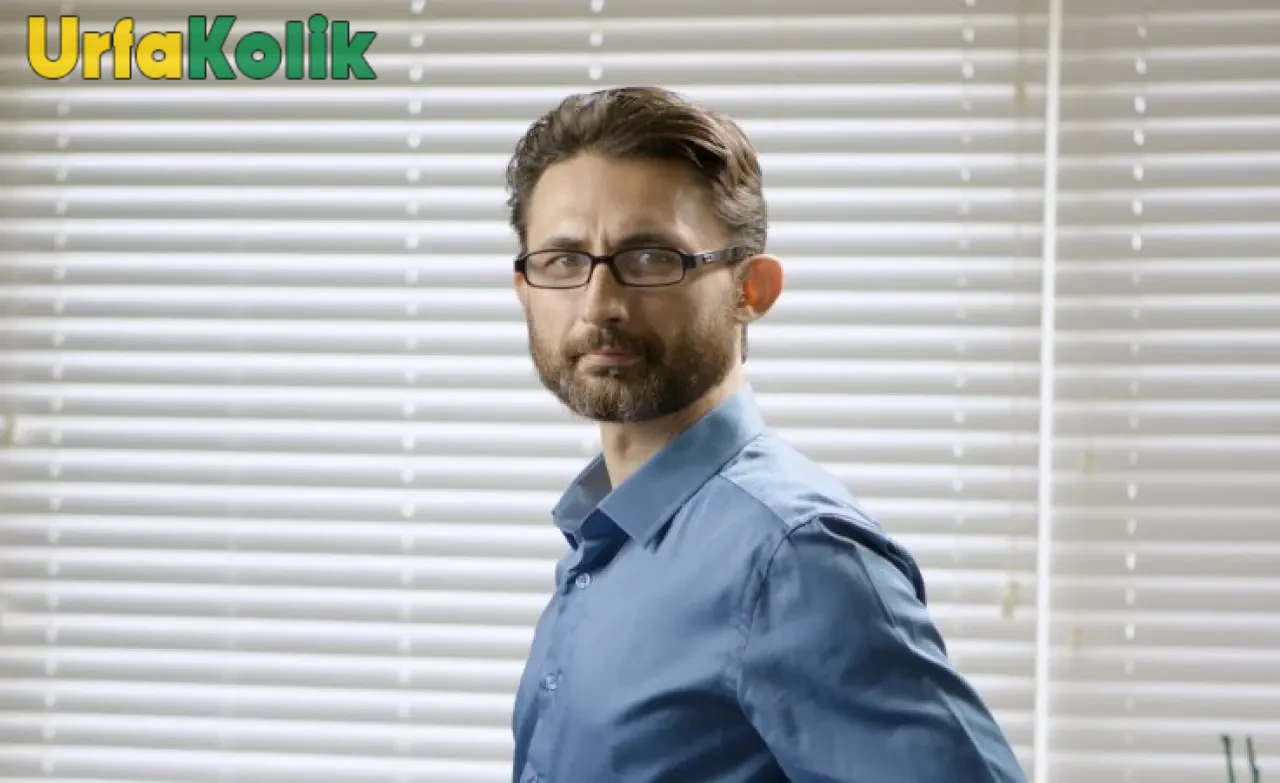 Barış Özcan Kimdir?