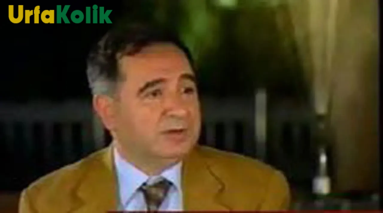 Bülent Tekin Kimdir?