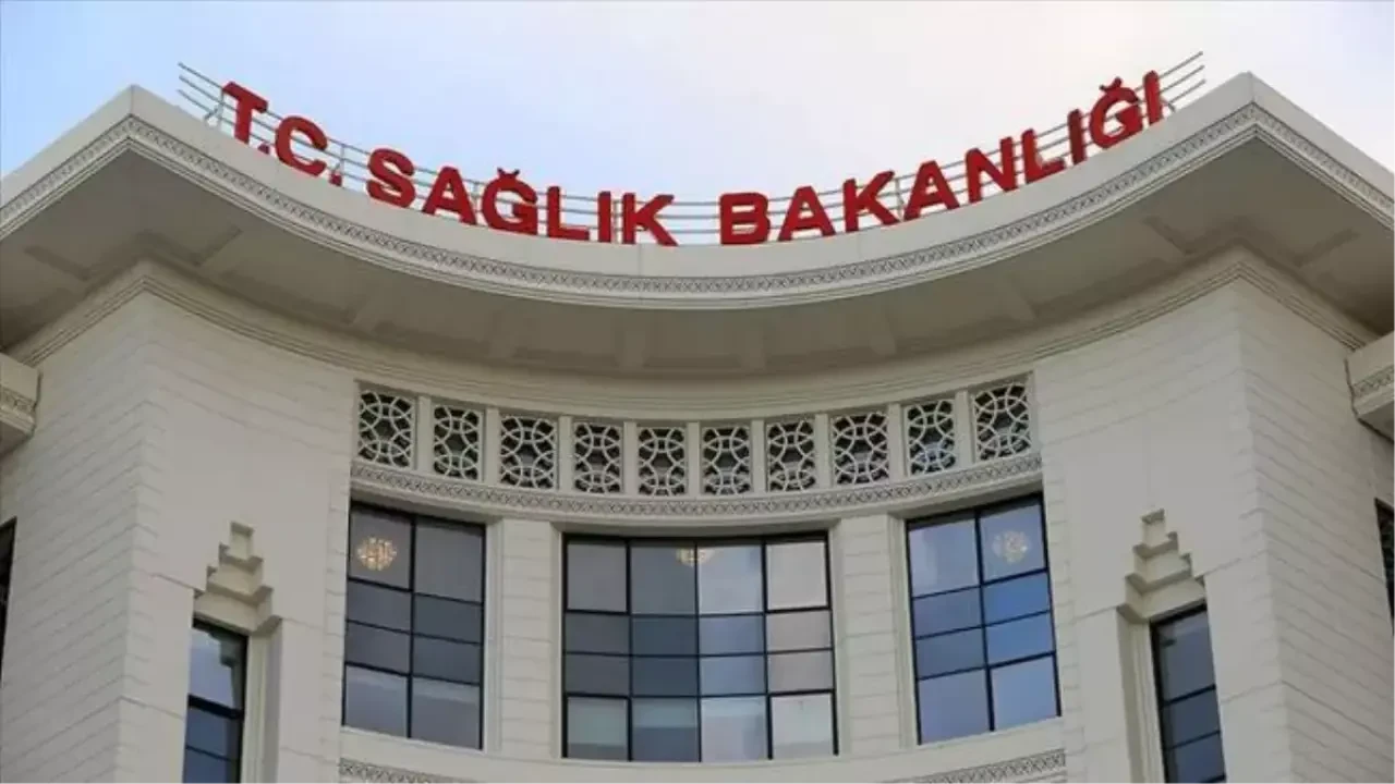 Sağlık Bakanlığı, 15 Bin 342 Sözleşmeli Personel Ve 3 Bin 658 Sürekli İşçi Alımı Yapacak