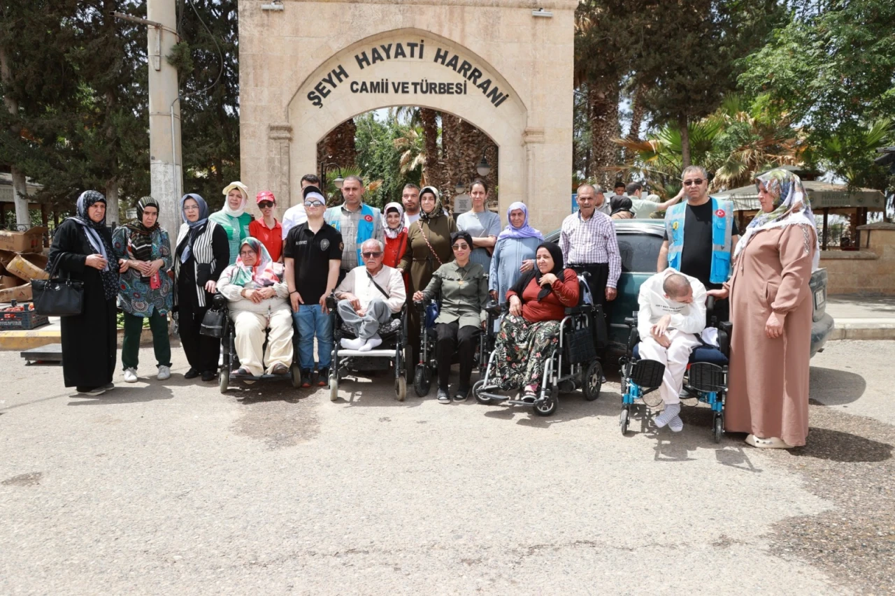 Başkan Özyavuz Şanlıurfa Engellileri Harran'da Ağırladı