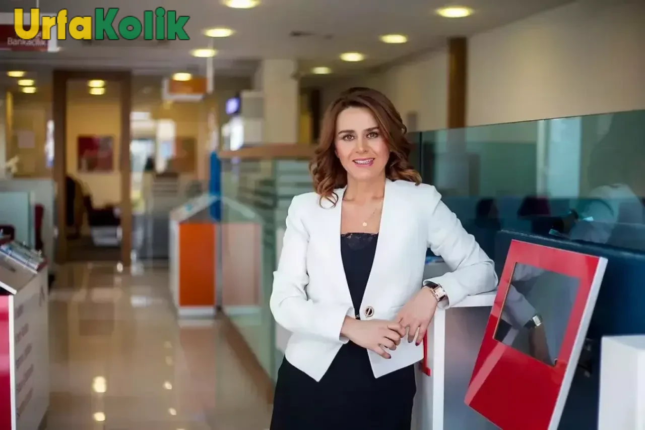 Seçil Erzan Kimdir?