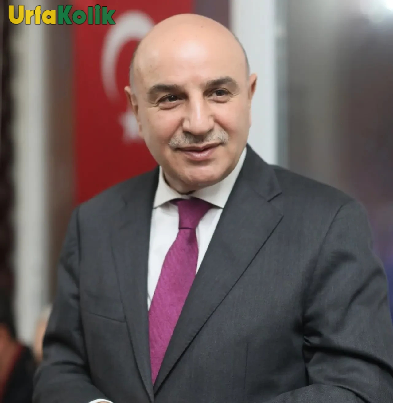 Turgut Altınok Kimdir?