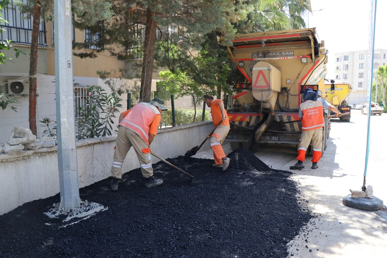 Haliliye Belediyesi’nden Sıcak Asfalt Atağı