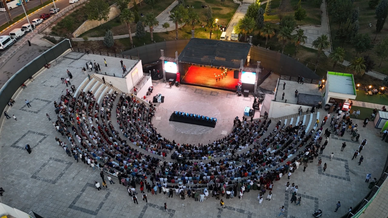 Şanlıurfa’da Halk Oyunları Şöleni: Türkiye Finalleri Tamamlandı