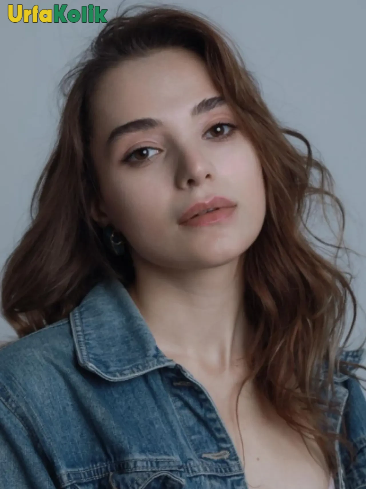 Başarılı Oyuncu Ecem Simge Kimdir