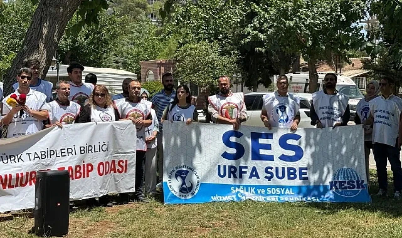 Şanlıurfa'daki sağlık çalışanları, Bakan'a seslendi.