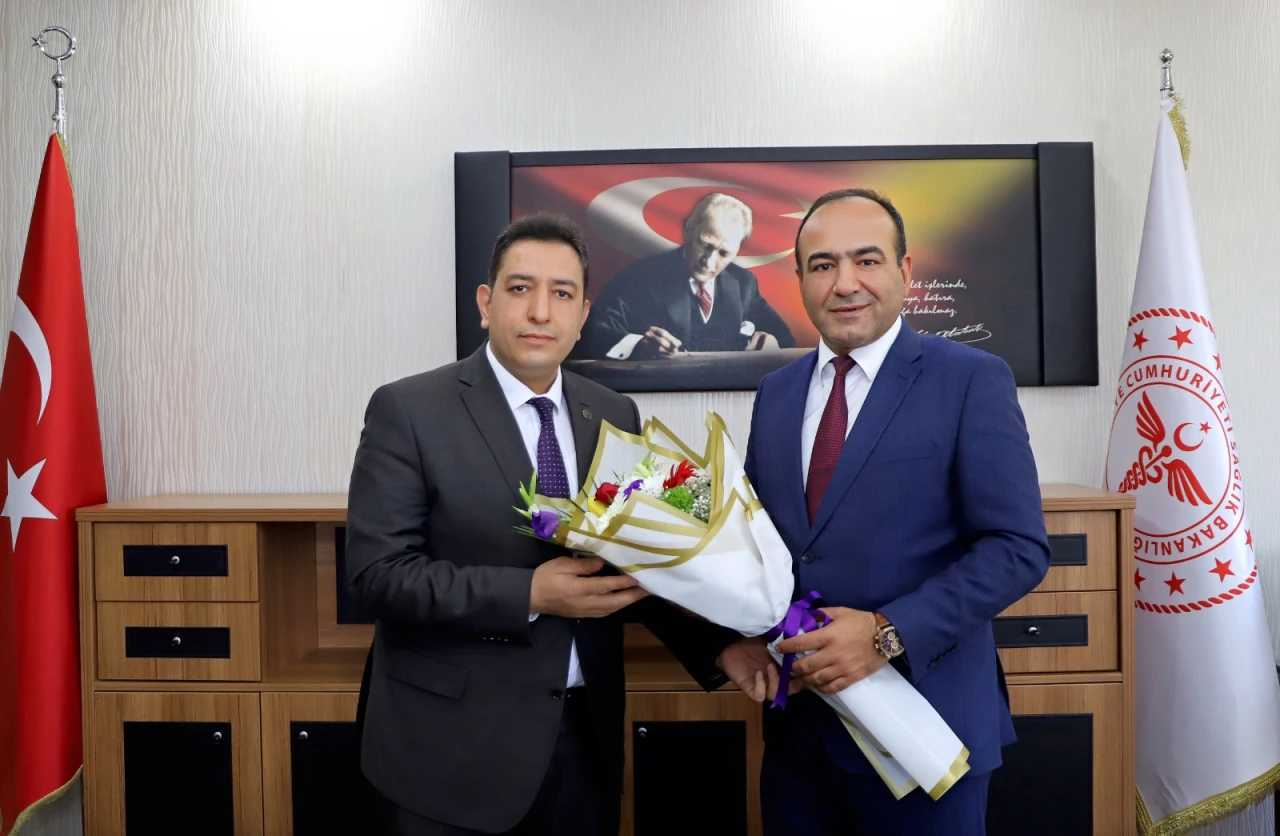 Şanlıurfa İl Sağlık Müdürlüğü’nde Devir Teslim Töreni Gerçekleştirildi