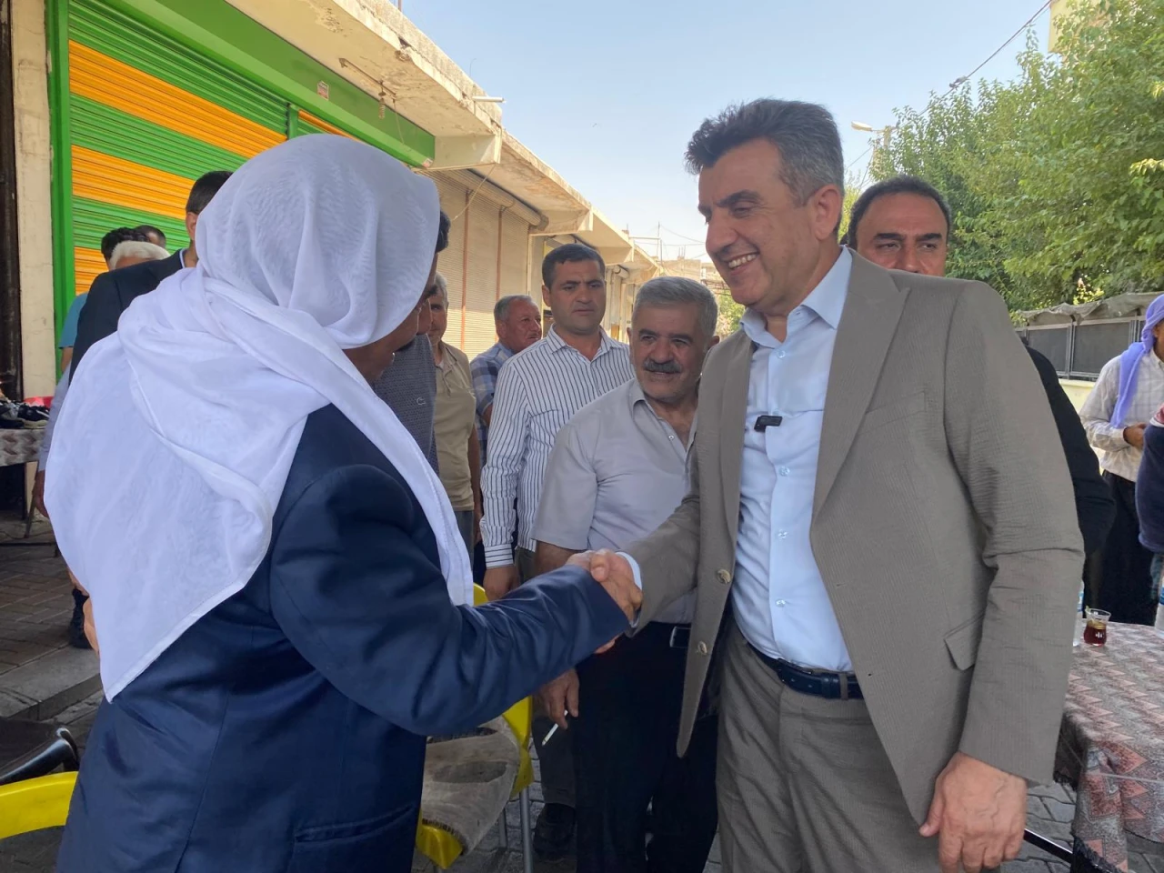 İl Başkanı Günbegi Esnaf Ziyaretlerini Sürdürüyor