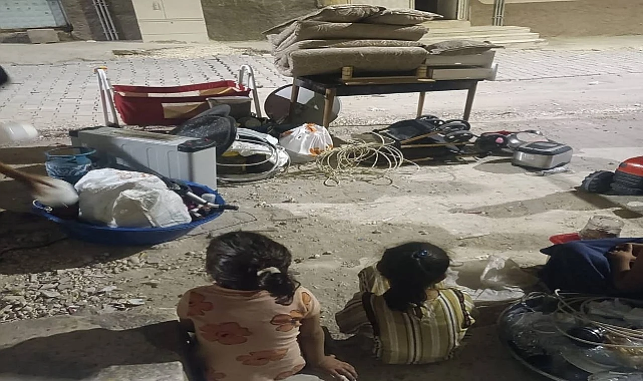Şanlıurfa'da 5 Çocuklu Anne Evsiz Kaldı