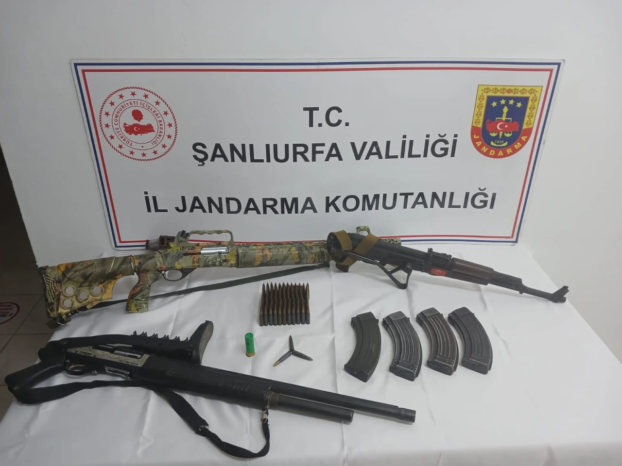 Şanlıurfa’da Ruhsatsız Silah Operasyonu