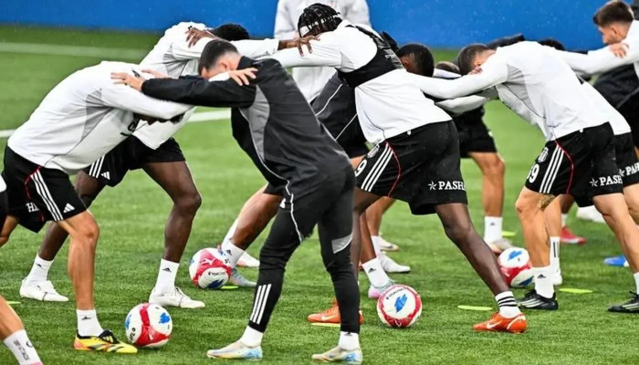 Beşiktaş, UEFA Konferans Ligi'nde Lig Aşamasına Kalmak İçin Sahada