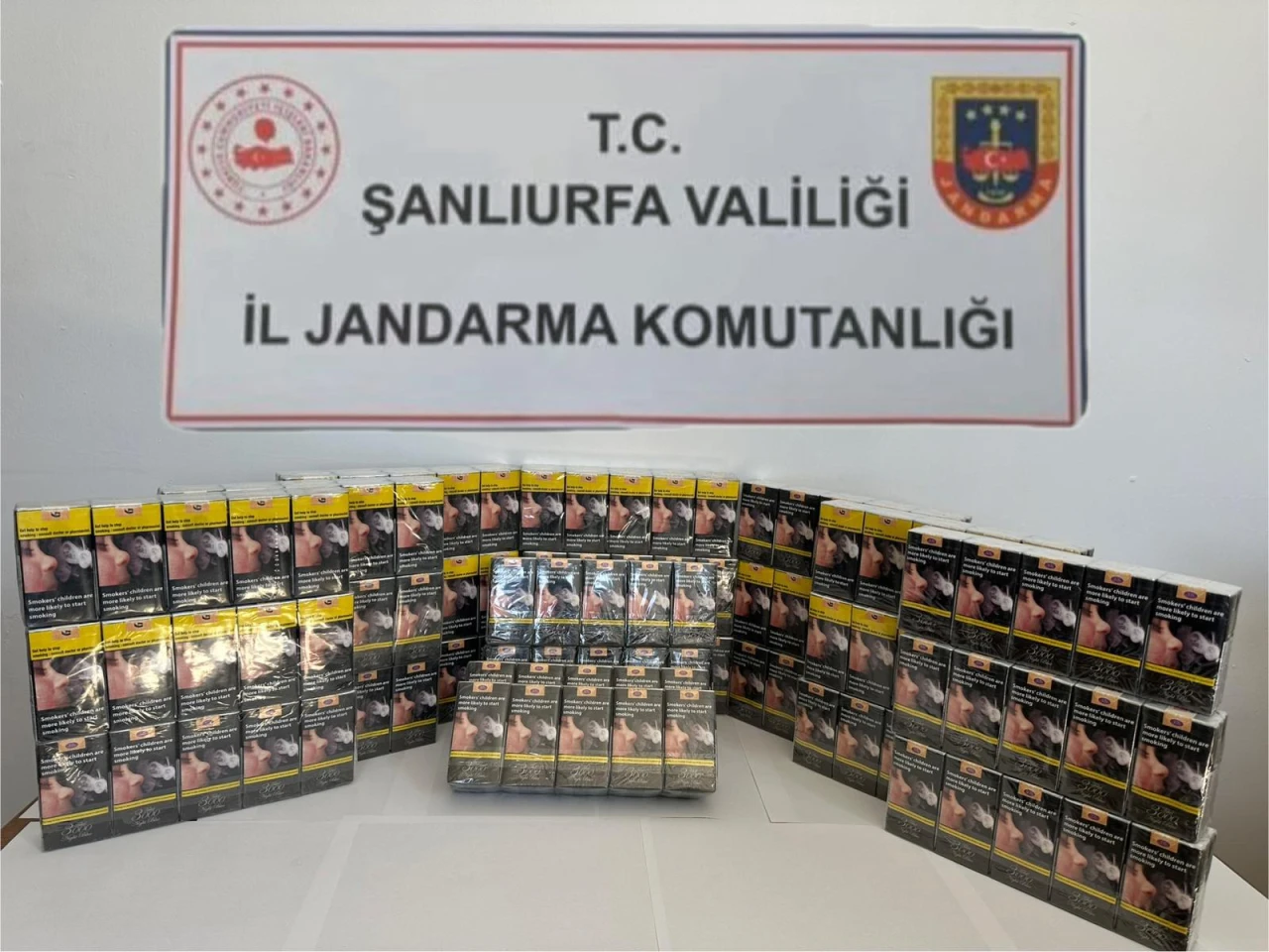 Şanlıurfa'da 2 Bin Paket Kaçak Sigara Ele Geçirildi