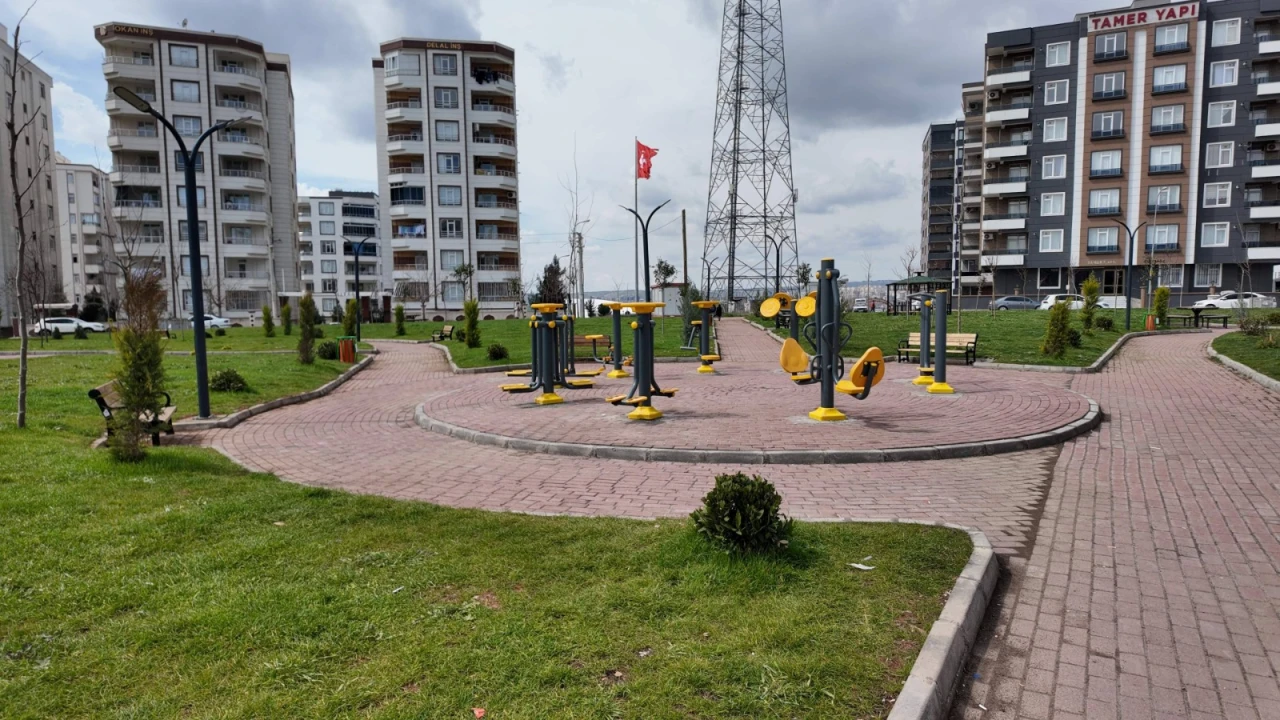 Karaköprü Yeni Yeşil Alanlarla Güzelleşiyor