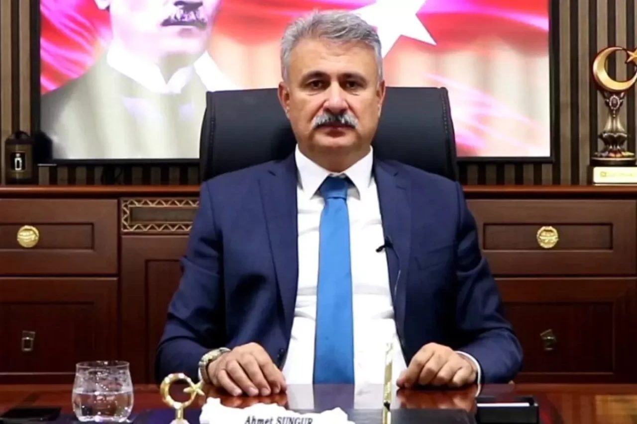 Kırıkkale Yahşihan Belediye Başkanı Ahmet Sungur ve 6 Şüpheli Gözaltına Alındı