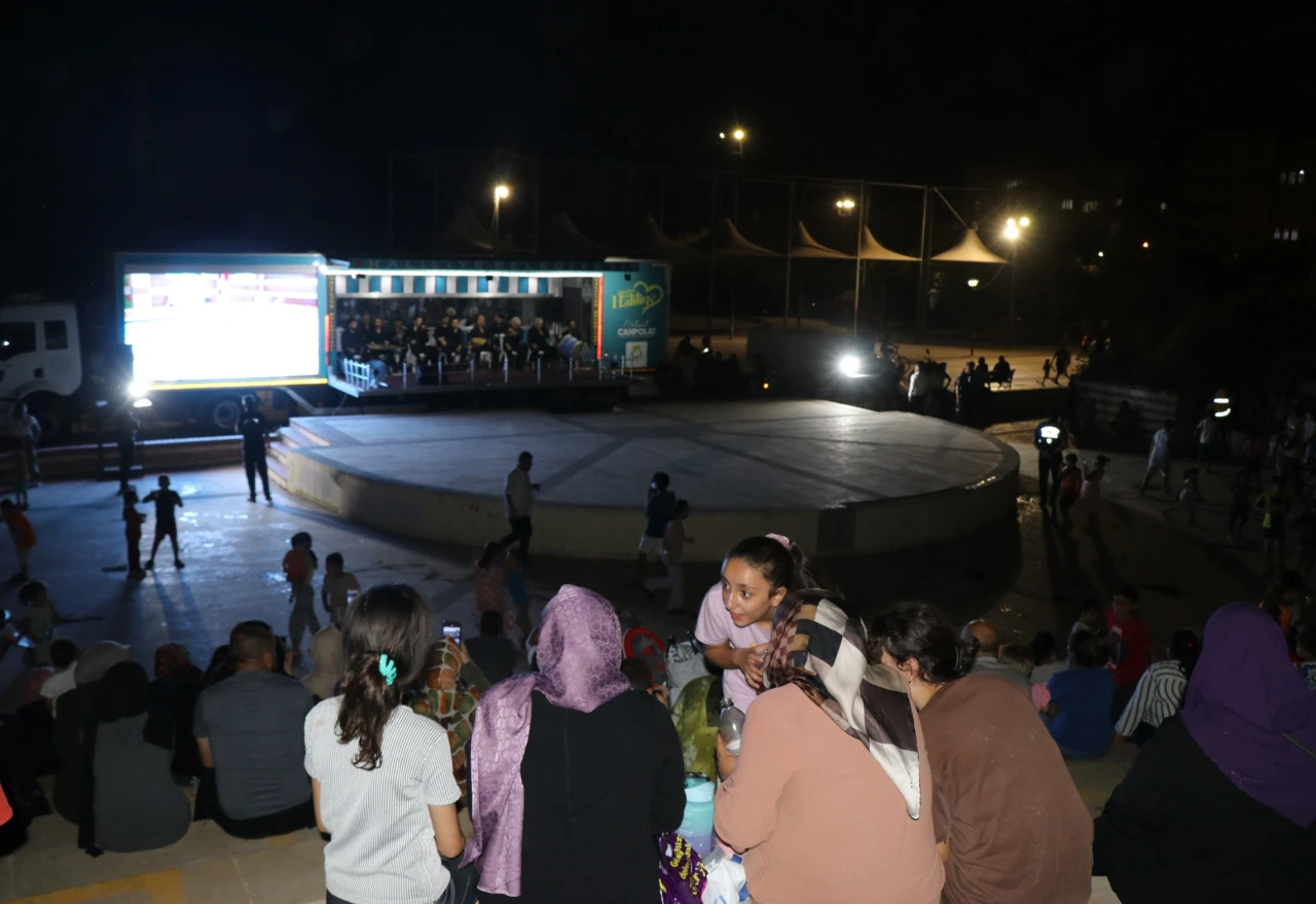 Haliliye'de Mahalle Konserleri Yaz Akşamlarını Şenlendiriyor
