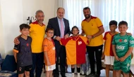 Şanlıurfa Galatasaray Futbol Okulu Başkan Mehmet Kasım Gülpınar’ı Ziyaret Etti