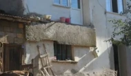 Batman'da Balkon Çöktü