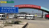 Hakkari'deki İran Sınır Kapısı'nda Tır Kuyruğu Oluştu