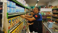 Büyükşehir Belediyesi Zabıta Ekipleri, Halk Sağlığını Koruyor