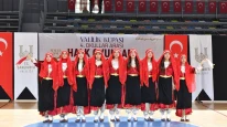 Valilik Kupası Okullar Arası Halk Oyunları Yarışması Başladı