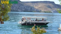 Şanlıurfa'nın Sıra Dışı İlçesi, Ziyaretçilere Benzersiz Bir Atmosfer Sunuyor