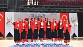Valilik Kupası Okullar Arası Halk Oyunları Yarışması Başladı