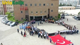 Mahalle Halkı Arasındaki Rekabet Halk Oyunları Yarışmasıyla Zirveye Çıkıyor