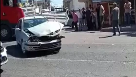 Hilvan'da Tır ile Otomobil Kaza Yaptı
