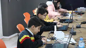 Karaköprü’nün Minik Mucitleri Teknofest’e Hazırlanıyor