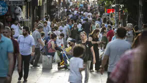 Türkiye Nüfusunun Yüzde 49,98’ini Kadınlar Oluşturdu