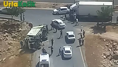 Şanlıurfa'da Çöp Kamyonu Devrildi: Tehlikeli Yol Yine Gündemde