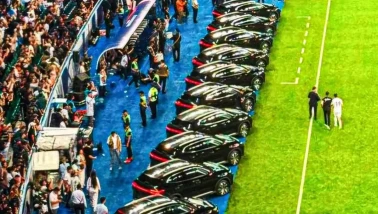 Cumhurbaşkanı'ndan Tüm Futbolculara Araba Hediyesi